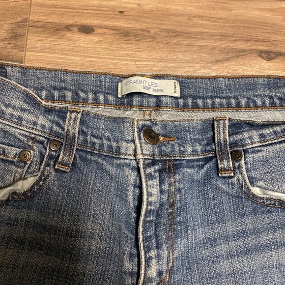 LEVI'S 505 Straight Leg Jeans Womens SIZE 12 Light Wash Blue Denim Jeans GUC - Picture 4 of 6